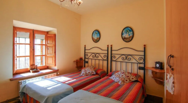 Cal Viudet Vell, Prenota Hotel Bagà Bergueda