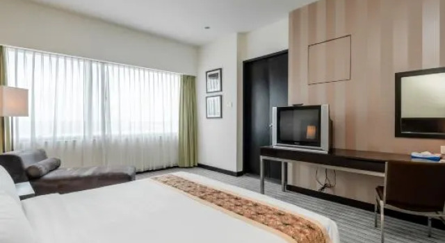 Полулюкс RH Hotel Sibu