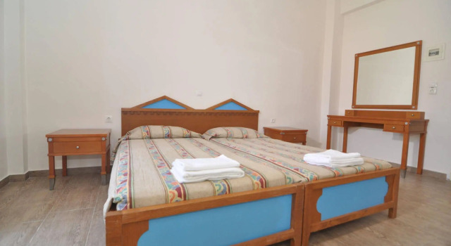 Hollywood Suites, Book Hotel Hotels in Tigaki with a Pool, Swimming Pool