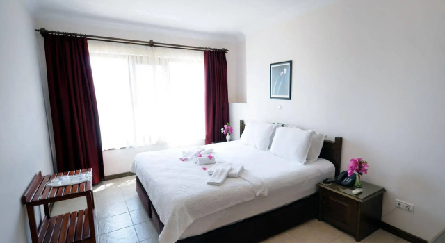 Fora Apart Hotel