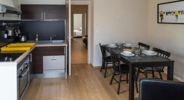 Апартаменты Le Courtoisville Apartment