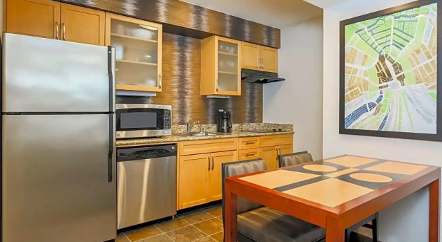 Четырёхместный люкс с 2 комнатами Residence Inn Chicago Deerfield