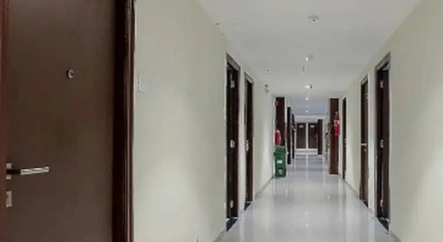 Hotel Kumkum Palace, Rezervovat Hotel Hotely v Gujarat s parkováním, Parkování