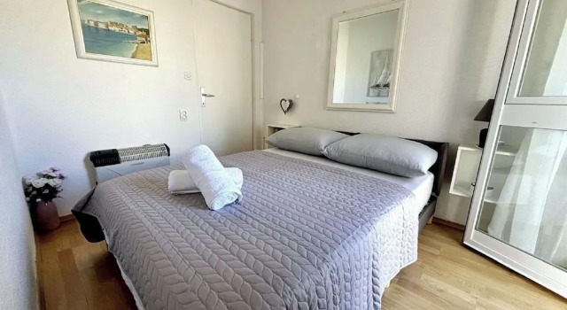Indys Beach Apartments, Забронировать Апартаменты/квартира Побрежье Дубровник, рядом с Частный Пляж «Море Бич Отель»