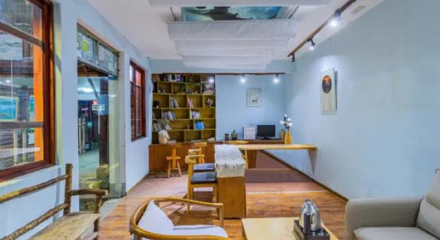 Wuhu on the Road · Footprint Homestay