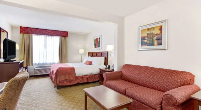 Holiday Inn Tampa North by IHG