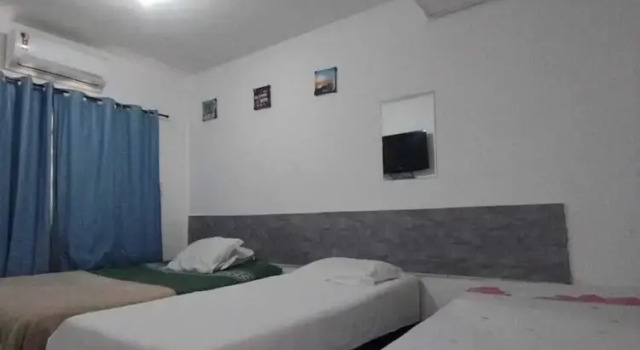 Четырёхместный семейный номер Standard Hotel Perola