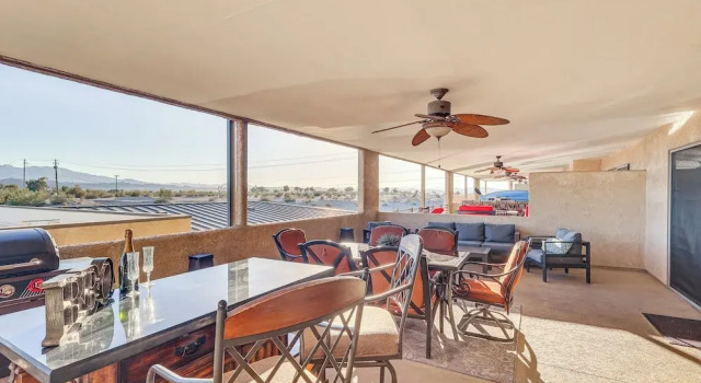 Апартаменты Walkable Waterfront Oasis w/ London Bridge Views!