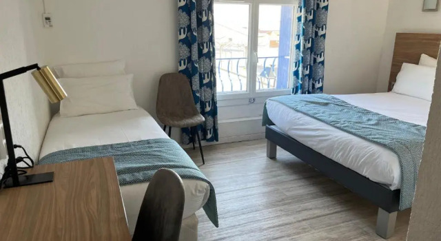 Трёхместный номер Standard Hôtel Le Mirage