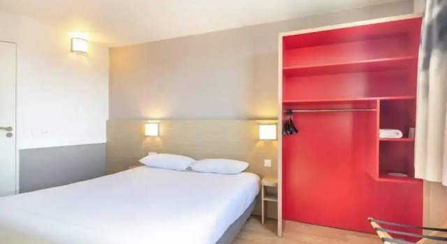 B&B Lyon Est Aeroport St Quentin Fallavie, Reservar Pousada (com pequeno-almoço) Saint-Quentin 