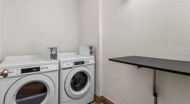 Quality Inn Johnstown, Забронировать Отель Джонстаун Пенсильвания