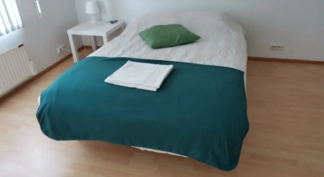 Inviting 4-bed House in Turku Very Close Citycente, Boek Hotel Hotels in Zuid Finland met parkeren, Parkeren