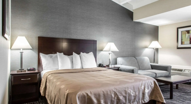 Двухместный номер Standard Quality Inn & Suites Danbury near University