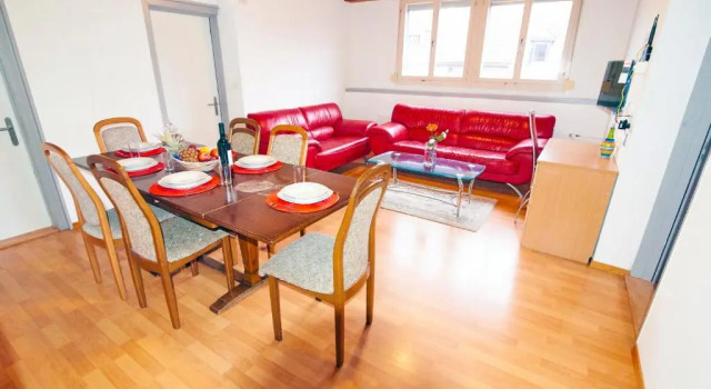 Апартаменты Ferrari Apartment