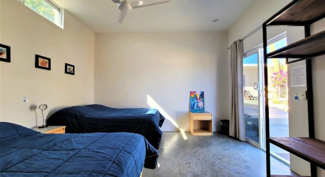 Четырёхместный номер Comfort La Ventana Hostel