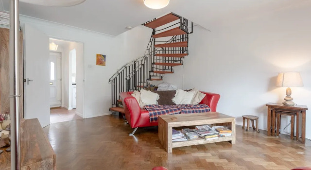 2 Bedroom House Near Canary Wharf, Забронировать Отель Тауэр-Хэмлетс Лондон, рядом с Кенари Уорф