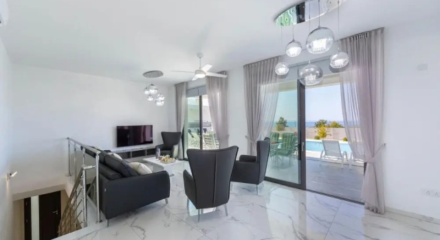 Villa Pleiades