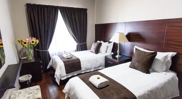 Luxo Chalé La Bri Self Catering