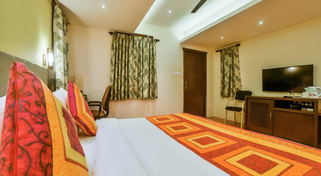Beira Mar Beach Resort, Book Resort Hotels in Goa with a Pool, Swimming Pool