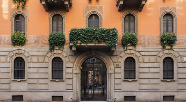 Fontana 16 Rooms, Book Condo Hotel Apart‑Hotels in Milan, Condo Hotel