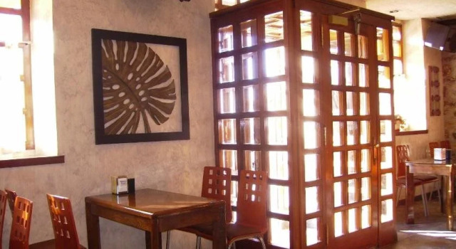 Hostal Restaurante Arangoiti, Reserva ahora Hotel Yesa Navarra
