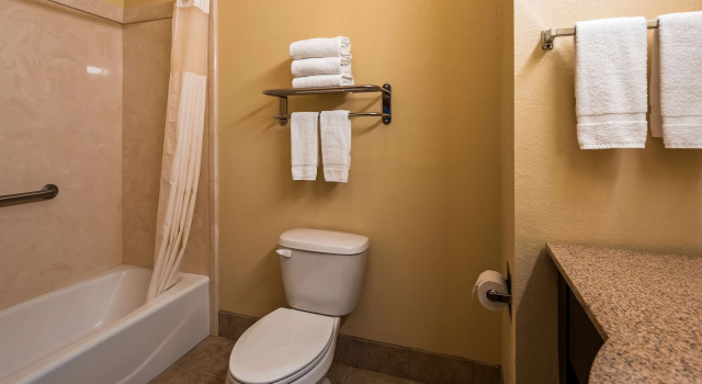 Четырёхместный номер Standard Best Western Littlefield Inn & Suites