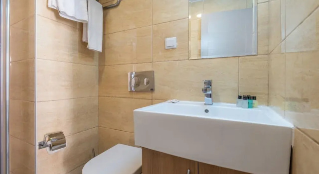Номер Superior Lavin Hotel & Suites