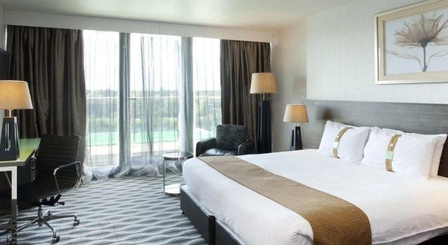 Номер Premium Crowne Plaza London - Kingston by IHG
