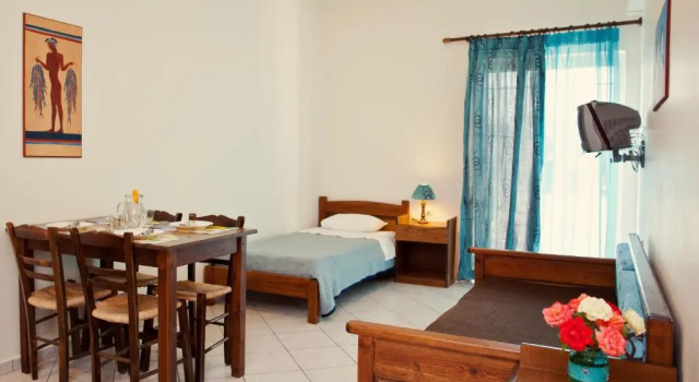 Apartamento con vista a la piscina Niriides