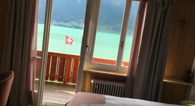 Номер Superior Boutique Hotel Bellevue B&B am Brienzersee Iseltwald Interlaken