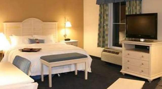 Трёхместный номер Standard Hampton Inn & Suites - Cape Cod / West Yarmouth