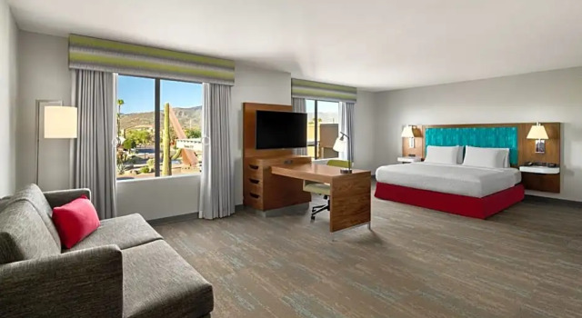 Люкс с красивым видом из окна Hampton Inn Carefree, Az