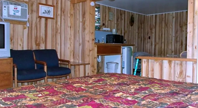 Antler Motel, Varaa Motelli  