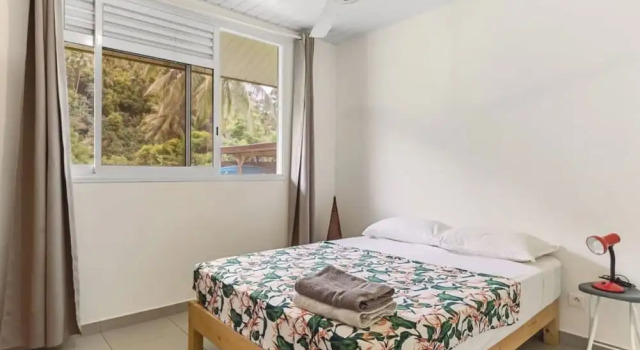 Seaside Paradise Retreat - 3BR House in Moorea, Book Feriehus Villaer i Moorea, Villa