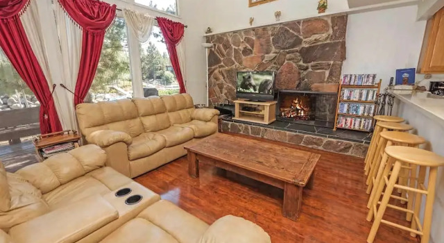 2074 Traverse Court