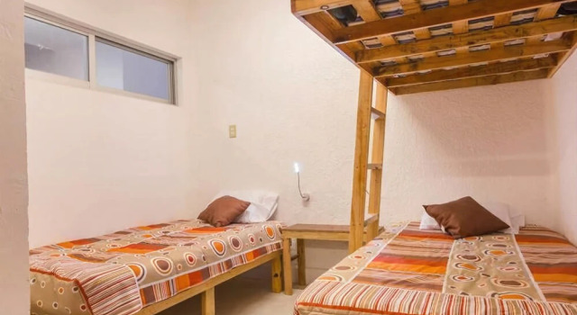 Casa Alphela Playa del Carmen, Забронировать Отель Отели Плая-дель-Кармен с парковкой, рядом с Пляжный клуб Mamitas, Парковка