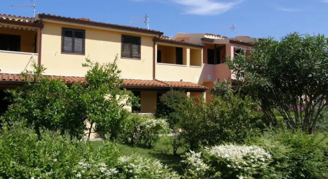 Bilocale al Villaggio degli ulivi SAN TEODORO, Забронировать Апартаменты/квартира Отели в центре Сана Теодоро, в центре