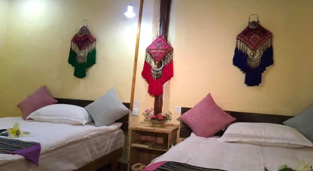 Yicunhuagu, Prenota Hotel Kunming Yunnan