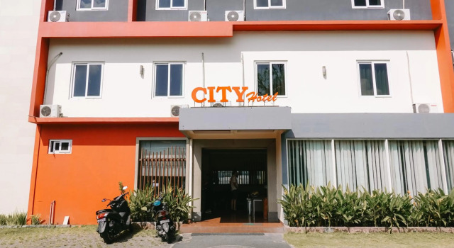 City Hotel