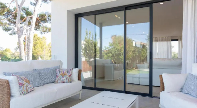 Шале Superior Villa Casa Marian for 8 with swimming pool, garden and close to beach