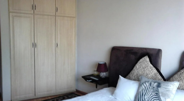 7 on Kloof