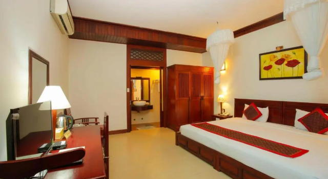 Двухместный номер Superior с видом на бассейн Hoi An Garden Villas