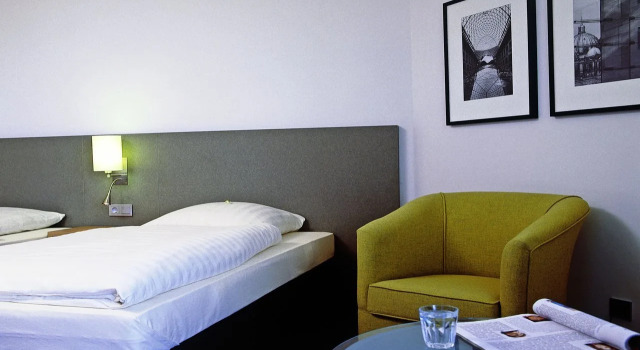 Overnight Tagungshotel im ABZ, Забронировать Отель Керпен Северный Рейн-Вестфалия