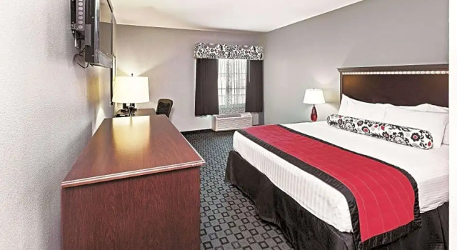 Номер Standard La Quinta Inn & Suites by Wyndham Decatur