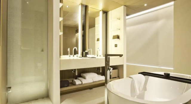 Номер Executive The East Hotel Hangzhou
