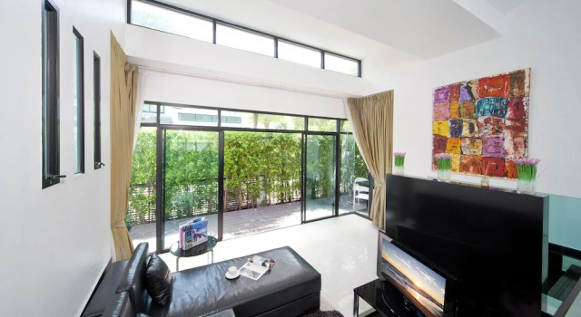 Villa Chabah 3 Bed Located in a Very Private Gated Community with Othe, Забронировать Вилла Отели Камалы с бассейном, рядом с Пляж Камала, Бассейн