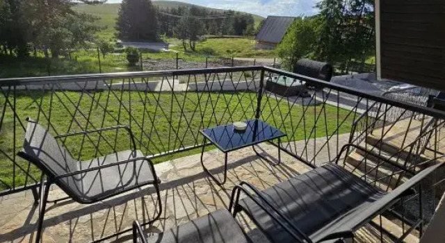 ZEN Luxury Houses & Spa, Buchen Sie Resort Čajetina Zlatibor Region