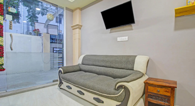 OYO Flagship 83227 Hotel Accomodaters