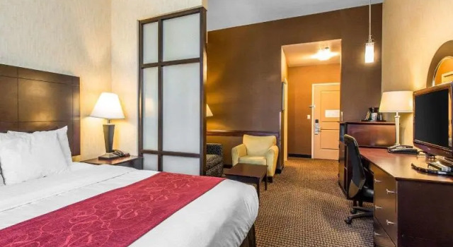 Номер Standard Comfort Suites Near City of Industry - Los Angeles
