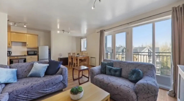 Golden Stays - Sleeps 4 Canterbury Comfy - Entire Apartment, Varaa Huoneisto Canterbury Kent